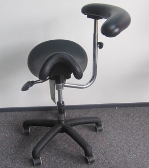 Bambach Saddle Seat with Belly Bar and Foot Ring but NO Back Rest - In Black, Charcoal or Windsor (ADD $100 for specialty colours)